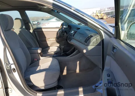 2003 Toyota Camry Le from USA, damaged, VIN 4T1BE32K03U218121